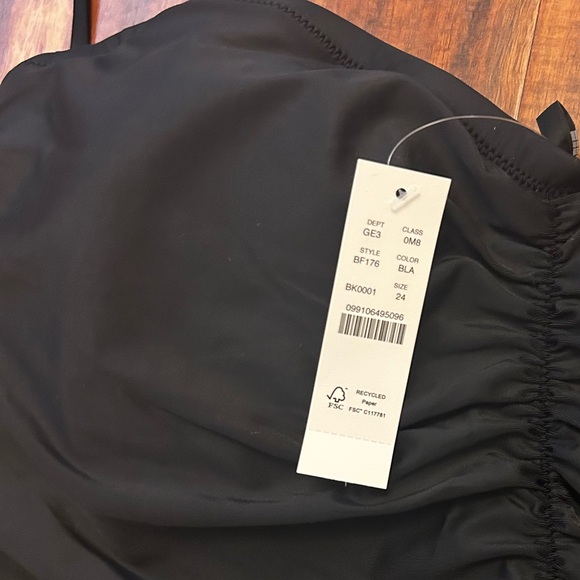 NWT J. Crew Ruched Sweetheart One-Piece Swimsuit Black Size 24 - Picture 6 of 10